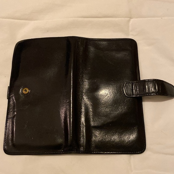 Coach Vintage Black Leather Wallet with Snap Closure Unisex - Picture 8 of 9